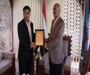 مصر اليوم - الرئيس اليمني السابق يحصل على درجة الدكتوراه مع مرتبة الشرف