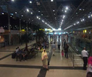   مصر اليوم - مصدر أمني في مطار القاهرة تعاملنا مع مثيري الشغب من ألتراس أهلاوي