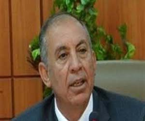   مصر اليوم - محافظ البحر الأحمر يتفقد سفاجا وأم الحويطات