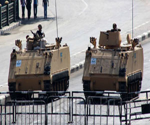 مصر اليوم - قوات الجيش تواصل إغلاق ميدان التحرير تحسبًا لمسيرات المحظورة