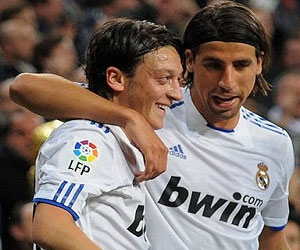   مصر اليوم - سامي خضيرة : مغادرة أوزيل سببت الضعف للريال