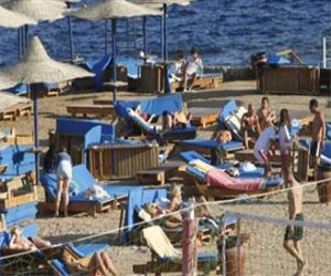   مصر اليوم - منتجعات البحر الأحمر تضع كاميرات مراقبة إضافية