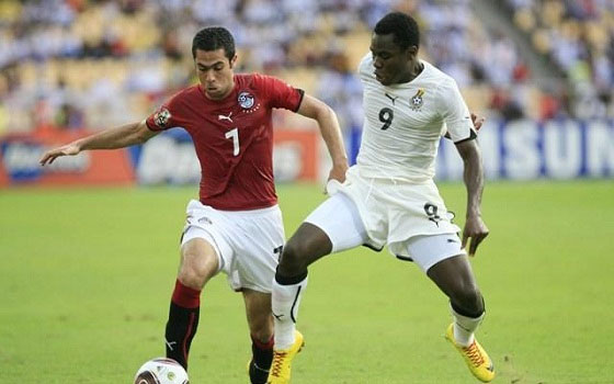   مصر اليوم - ضياع حلم مصر في مونديال 2014 يذهب فرحة المصريين بالعيد