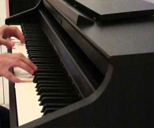   مصر اليوم - عازف البيانو الفرنسي فيليب –بيانكوني مدير الكونسرفاتوار الأميركي في فونتا نوبلو