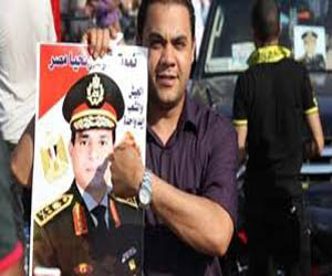 مصر اليوم - حملة السيسي رئيسًا تجمع 5 آلاف توقيع في مركز الوقف