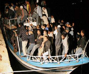   مصر اليوم - حرس السواحل بالجزائر يحبط محاولات للهجرة السرية