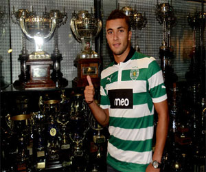   مصر اليوم - المغربيّ لبيض يوافق على خفض راتبه السنويِّ