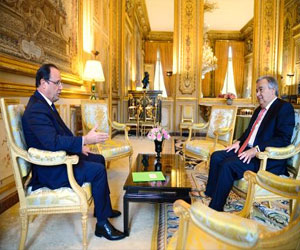   مصر اليوم - هولاند يتعهد بإستقبال 500 لاجىء سوري بناء على طلبها