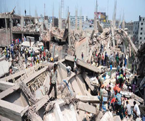   مصر اليوم - إخلاء عقار من السكان في الإسكندرية بعد انهيار جزء منه