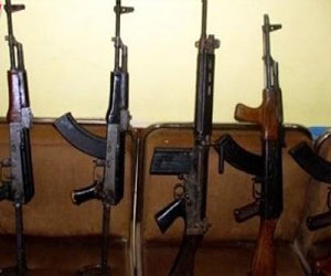   مصر اليوم - مباحث الغنايم تستعيد 11 قطعة سلاح من مخزن المضبوطات