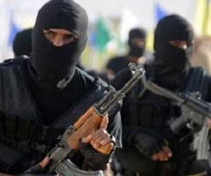   مصر اليوم - مُسلَّحون يسرقون سيَّارات وممتلكات المواطنين في طرطوس السوريّة