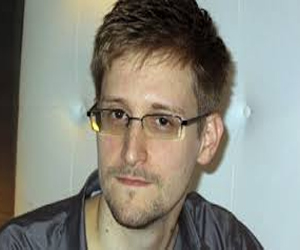   مصر اليوم - سنودن يؤكد عدم تعاونه مع مخابرات روسيا والصين