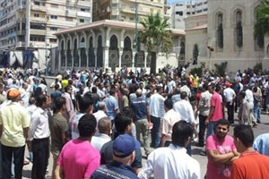   مصر اليوم - تظاهرات مؤيده للسيسي ومناهضة له في الإسكندرية