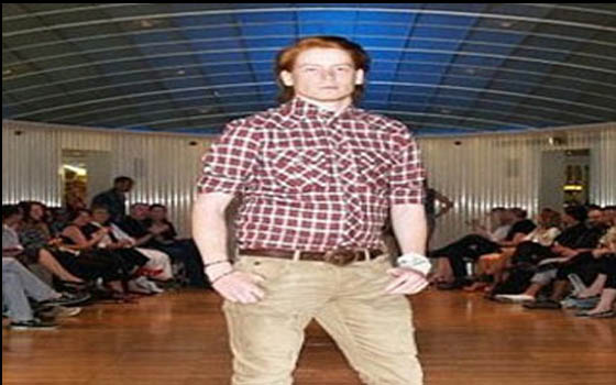 مصر اليوم - عارض أزياء ناجح يتحوّل إلى امرأة