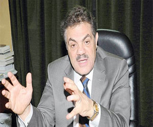   مصر اليوم - البدوي يؤكِّد أن اختيار وزير الدفاع من الأعلي ضروريّ حاليًا