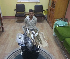   مصر اليوم - القبض على عاطل يحمل 2.500 كيلو من البانجو في الدقهلية