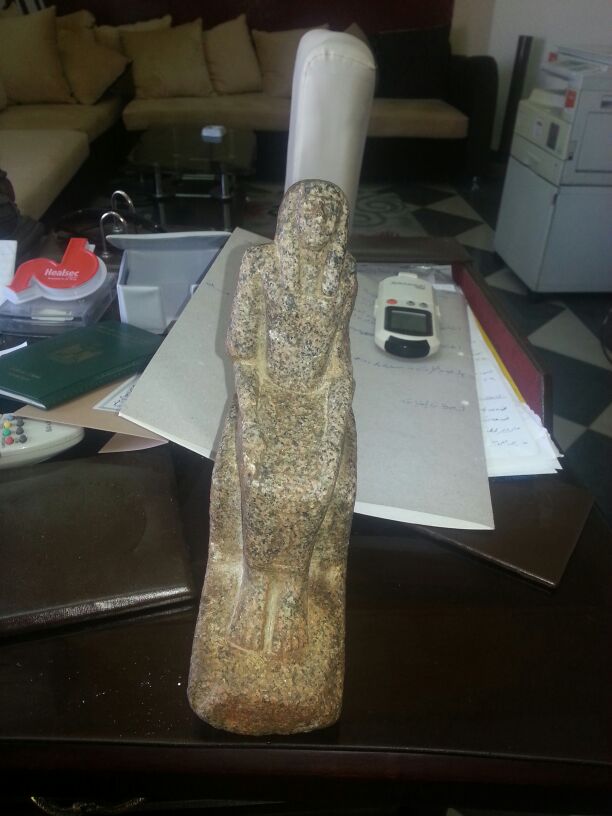   مصر اليوم - حبس شخصيّن لحيازتهما تمثال أثري في دمياط