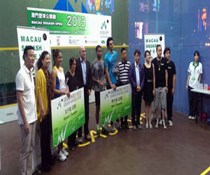 مصر اليوم - عمرو مسعد يفوز ببطولة مكاو المفتوحة للإسكواش