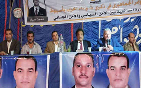   مصر اليوم - زهران يؤكد أنه على الداخلية هيكلة ذاتها قبل ثوران الشعب عليها