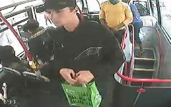   مصر اليوم - طالب أوكراني ممّن يكنّون كراهية لغير البيض يعترف بقتل مسنّ مسلّم عمره 82 عامًا