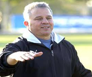   مصر اليوم - غريب يمنع لاعبي الدراويش من الحديث إعلاميًا قبل مواجهة القناة في الكأس