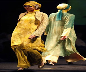   مصر اليوم - الحجاب الاسلامي نجم اسبوع الأزياء في جاكارتا