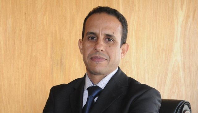   مصر اليوم - انسحاب 4 محامين من هيئة الدفاع عن الصحافي المغربي المعتقل علي أنوزلا