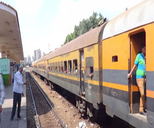   مصر اليوم - خطوط السكك الحديدية تعاود حركتها بين الإسكندرية والقاهرة