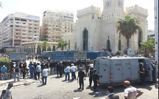   مصر اليوم - تجديدُ حبس 76 إخوانيًا على خلفيّةِ اشتباكاتِ القائد إبراهيّم 15 يومًا