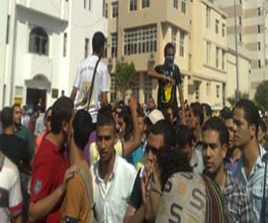   مصر اليوم - توّاصل تنظيم السلاسل البشرية المؤيدة لمرسي في الفيوم