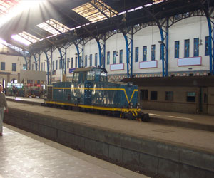 مصر اليوم - رحلة القطار الأولى في سكك حديد مصر بعد توقف 68 يومًا