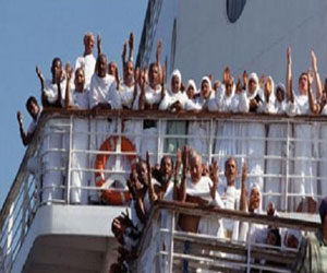   مصر اليوم - وصول 7500 من عمالة الحجيج إلى مينائي الغردقة وسفاجا