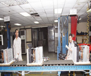   مصر اليوم - اختتام فعاليات ندوة تأهيل القطاع التجاري والصناعي في الجزائر