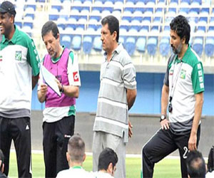   مصر اليوم - مدرب العربي الكويتي في اختبارٍ مهم قد يُحدّد مستقبله