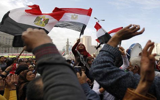   مصر اليوم - مؤشِّر الديمقراطيَّة يطالب الحكومة بإعادة النظر في إقرار قانون التظاهر