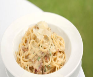   مصر اليوم - إسباغيتي بالجبن والفلفل الأسود