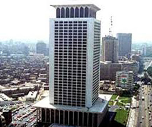   مصر اليوم - الخارجية تناشد المصريين في الخارج سرعة تسجيل أسمائهم استعداداً لاستفتاء الدستور