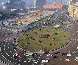   مصر اليوم - فتح ميدان التحرير للسيارات والمواطنين بعد إغلاقه لمدة 9 أيام