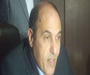   مصر اليوم - الإفراج عن 18 حاوية ملابس مستوردة بجمارك بورسعيد بمستندات مزورة