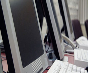   مصر اليوم - صينيون يطورون كمبيوترًا لوحيًا ثلاثي الأبعاد يستخدم بالعين المجردة