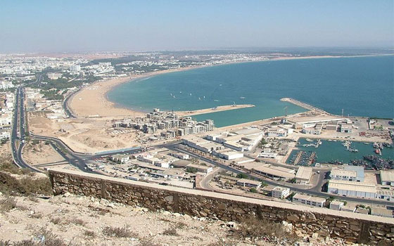   مصر اليوم - أغادير الجديدة تسحرك بشمسها المشرقة وخليجها الممتدّ ورمالها الذهبيَّة