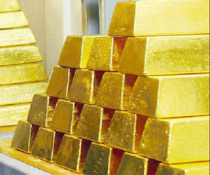   مصر اليوم - ضبط 2.5 مليون جنيه و5 كيلو من الذهب و8 بنادق في رفح والسلُّوم