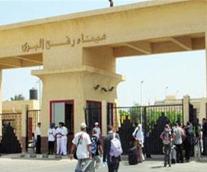 مصر اليوم - عبور 62 مرحلاً فلسطينيًا بين مصر وقطاع غزة