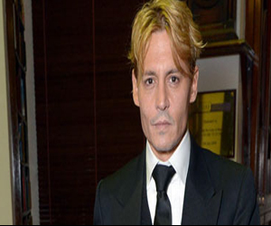 مصر اليوم - شعرالممثل العالمي جوني ديب الأشقر يصدم جمهوره