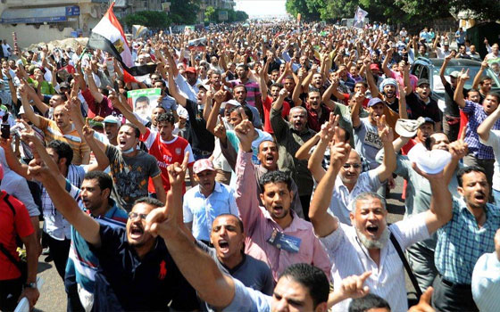   مصر اليوم - مسيرات لأنصار مرسي في جمعة  الصمود  في الأسكندرية