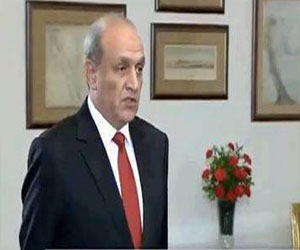   مصر اليوم - محافظ مطروح يلتقي عددًا من سفراء الدول الأجنبية لبحث أوجه التعاون المشترك