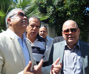   مصر اليوم - وزير الثقافة ومحافظ القاهرة في جولة تفقدية للمسرح القومي