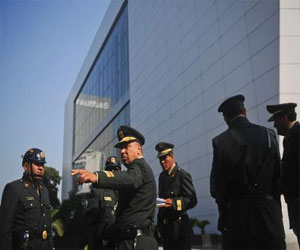   مصر اليوم - مسابقة في البيرو لاختيار الطف مركز للشرطة