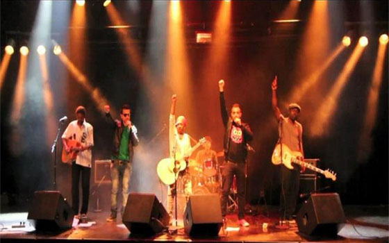 مصر اليوم - فرقة لاجئي الراب سوريَّة فلسطينيَّة تمزج بين المجاز والواقع وتتطلَّع للأفضل