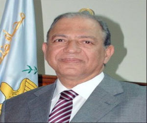   مصر اليوم - محافظ أسيوط يقرِّر تشكيل لجنة لحلِّ مشاكل تدوير المخلَّفات